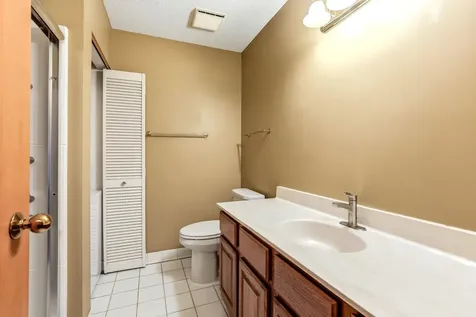 198 6th Street E Saint Paul MN 55101