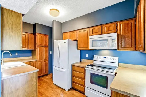 198 6th Street E Saint Paul MN 55101