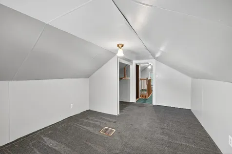 834 Iroquois Avenue Saint Paul MN 55119