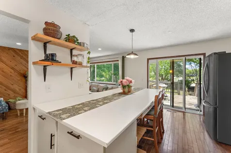 4513 Scott Trail Eagan MN 55122
