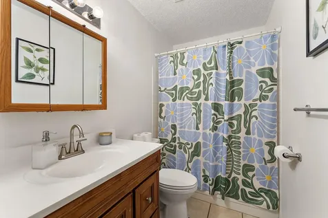 4513 Scott Trail Eagan MN 55122