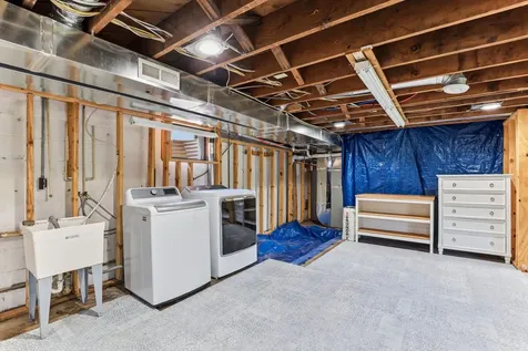 2011 Toledo Avenue N Golden Valley MN 55422