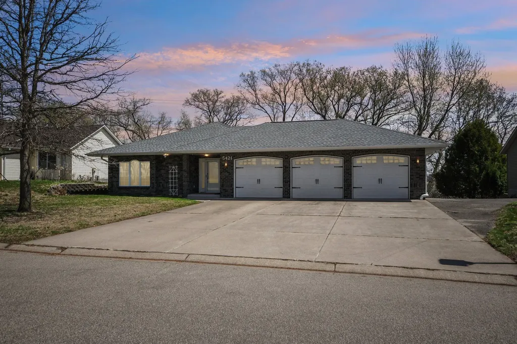5421 Ojibway Avenue N Stillwater MN 55082