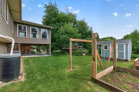 9391 Newcastle Road Woodbury MN 55125