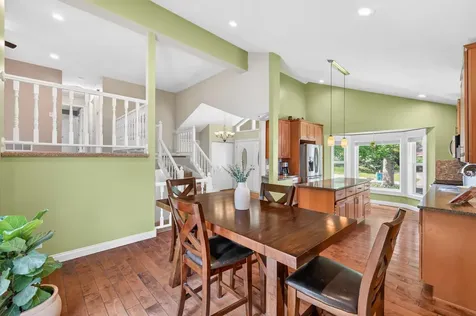 9391 Newcastle Road Woodbury MN 55125