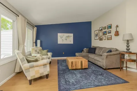 1420 Hilo Avenue N Oakdale MN 55128
