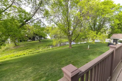 1420 Hilo Avenue N Oakdale MN 55128