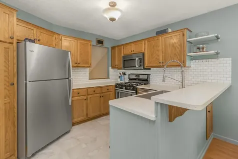 1420 Hilo Avenue N Oakdale MN 55128