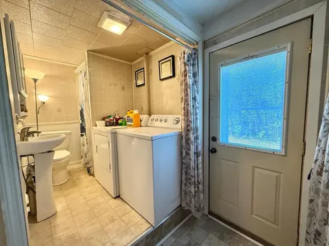 402 Saint Paul Avenue S Thief River Falls MN 56701