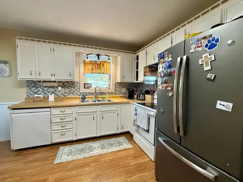 402 Saint Paul Avenue S Thief River Falls MN 56701