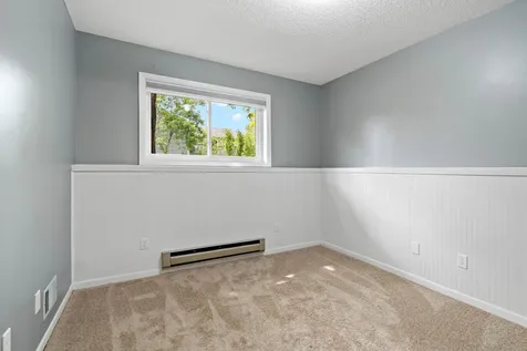 979 Pointe Way Eagan MN 55123