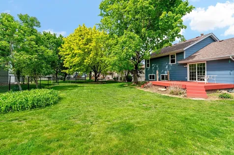 979 Pointe Way Eagan MN 55123