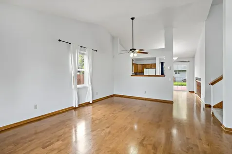 979 Pointe Way Eagan MN 55123