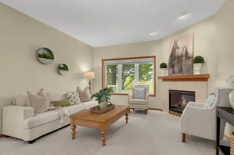 19134 Inndale Drive Lakeville MN 55044
