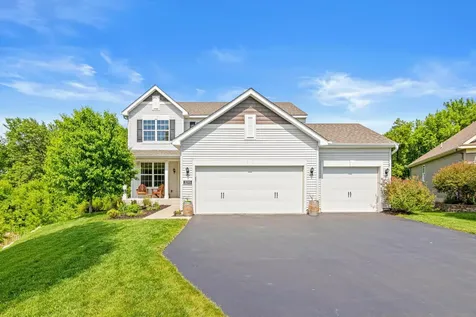 2215 Lake Circle Victoria MN 55386