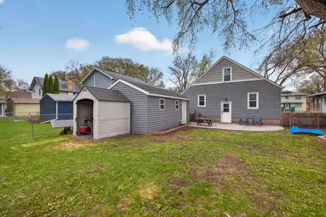 1349 10th Avenue S Fargo ND 58103