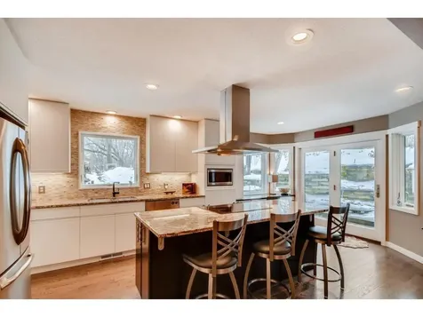 4315 Harbor Lane N Plymouth MN 55446