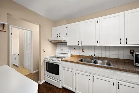 10301 Cedar Lake Road Hopkins MN 55305