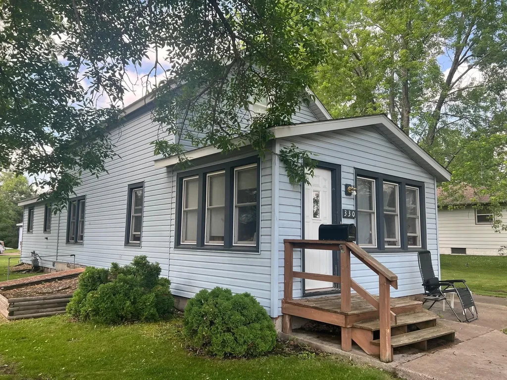 330 Railroad Avenue NW Mora MN 55051