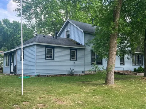 330 Railroad Avenue NW Mora MN 55051