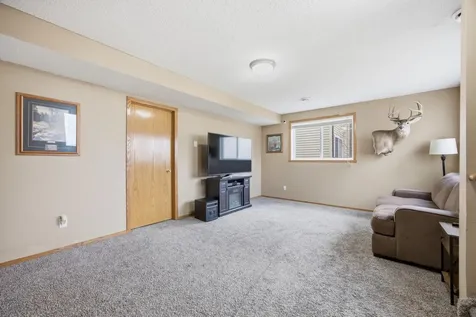2126 59th Avenue S Fargo ND 58104