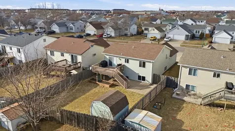 2126 59th Avenue S Fargo ND 58104
