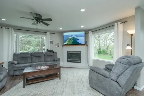 13355 Thomas Drive Little Falls MN 56345