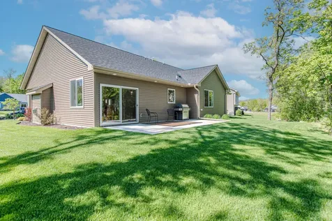 4704 381st Trail North Branch MN 55056