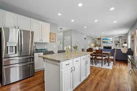 2908 Hilltop Drive Chaska MN 55318