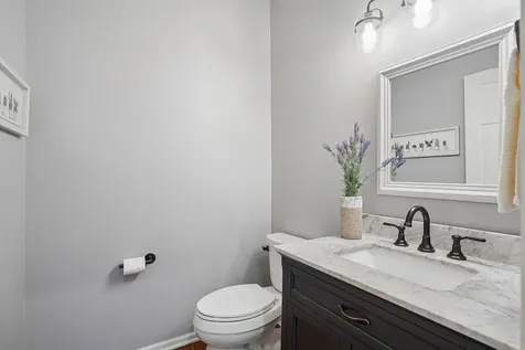 2908 Hilltop Drive Chaska MN 55318
