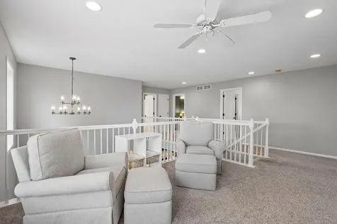2908 Hilltop Drive Chaska MN 55318
