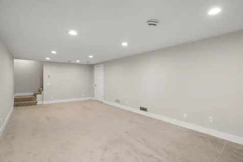 2105 Urbandale Lane N Plymouth MN 55447