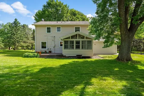 2105 Urbandale Lane N Plymouth MN 55447