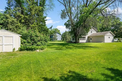 2105 Urbandale Lane N Plymouth MN 55447