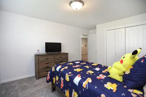 1719 67th Avenue S Fargo ND 58104