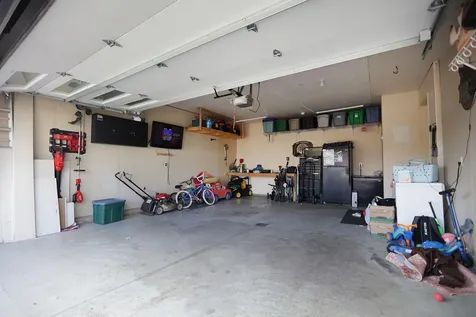 1719 67th Avenue S Fargo ND 58104