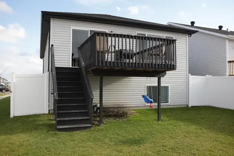 1719 67th Avenue S Fargo ND 58104