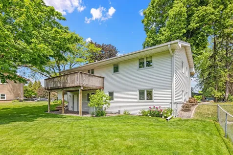 4829 Boone Circle N New Hope MN 55428