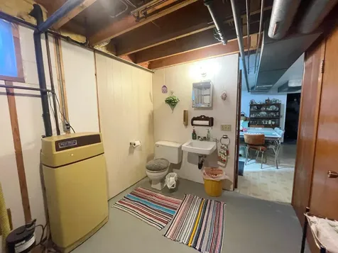 115 W Lincoln Street Springfield MN 56087