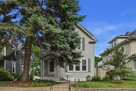 121 4th Avenue S South Saint Paul MN 55075