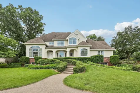7631 S Bay Drive Bloomington MN 55438