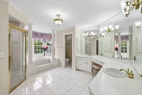 7631 S Bay Drive Bloomington MN 55438