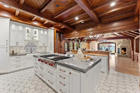 17950 Breezy Point Road Wayzata MN 55391