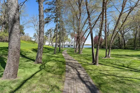 17950 Breezy Point Road Woodland MN 55391