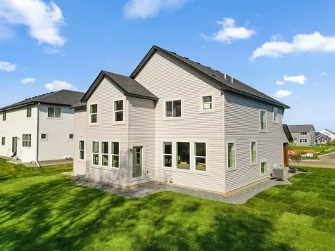 7698 22nd Avenue E Shakopee MN 55379