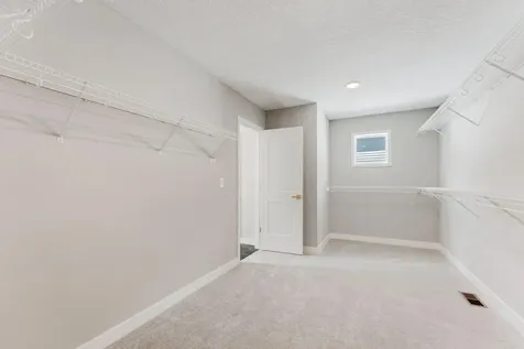 7698 22nd Avenue E Shakopee MN 55379