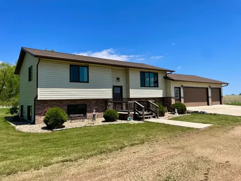 1658 231st Street Garvin MN 56132