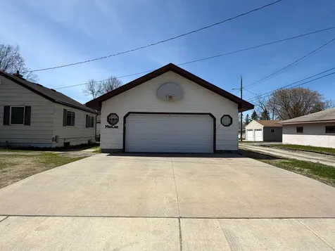 920 13th Avenue International Falls MN 56649