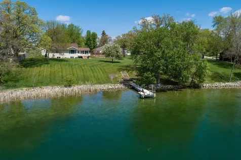 124 Bethesda Street NW Alexandria MN 56308