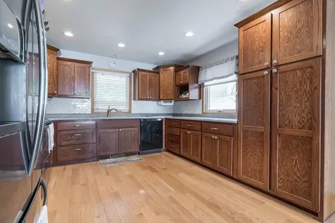 124 Bethesda Street NW Alexandria MN 56308